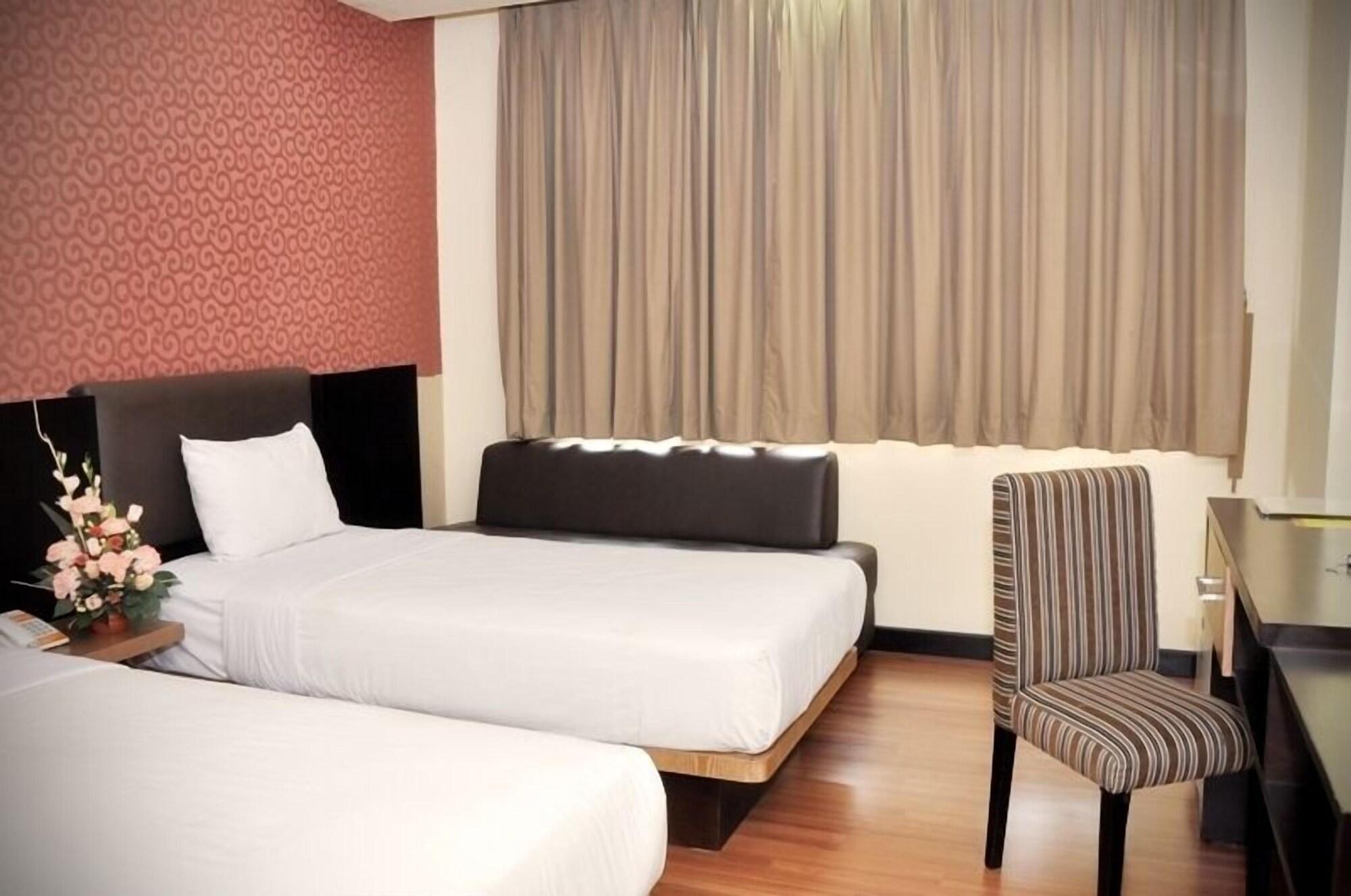 Pandanaran Hotel Семаранг Екстериор снимка