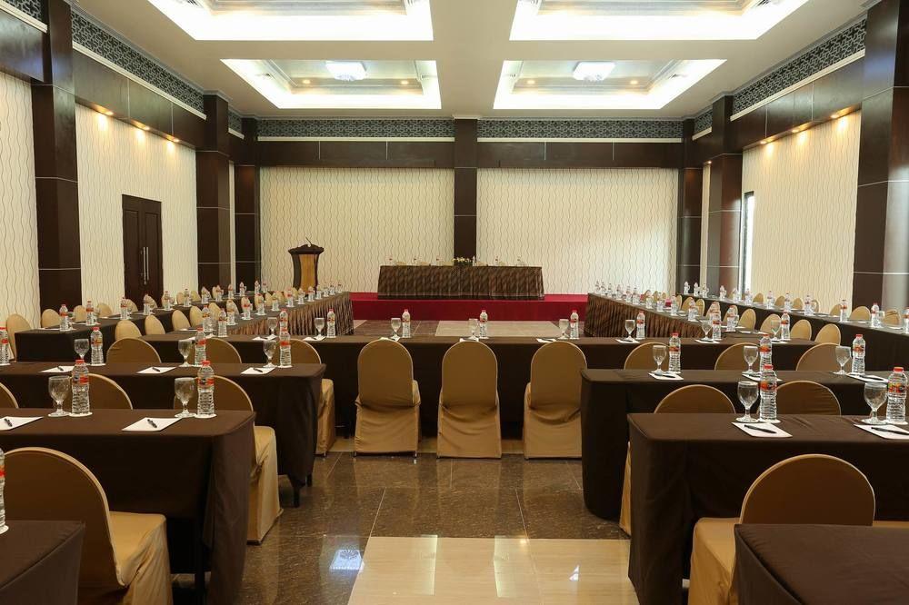 Pandanaran Hotel Семаранг Екстериор снимка
