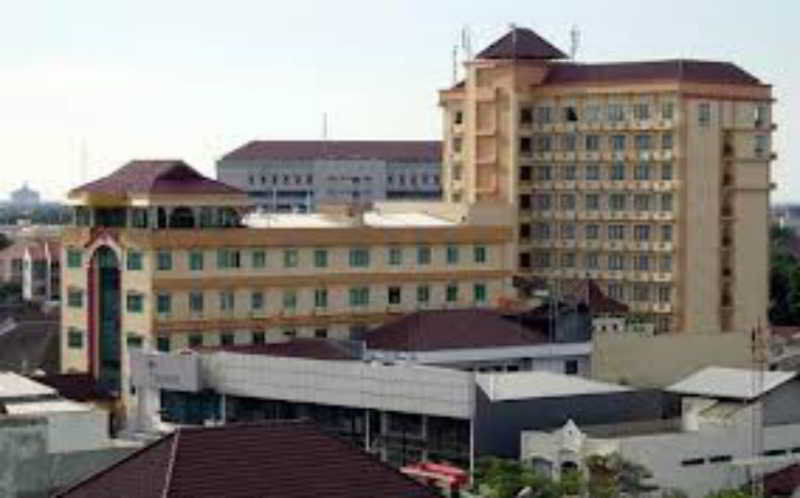 Pandanaran Hotel Семаранг Екстериор снимка
